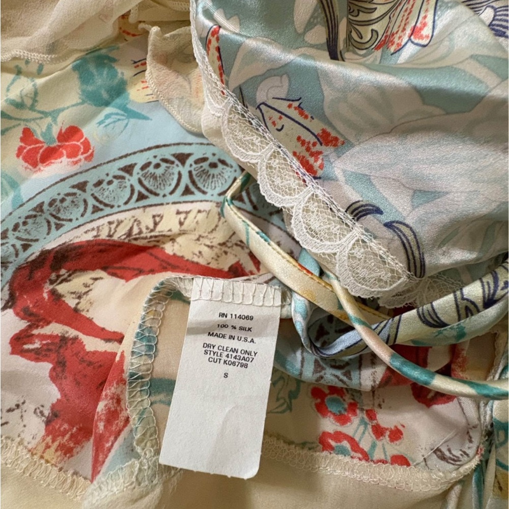 ⚡️FLASH SALE⚡️Y2K RARE Silk Floral Cami and Lacy Skirt Silk Set - Picture 4 of 6